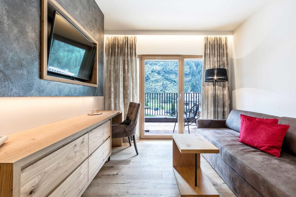 סולדה Hotel Eden מראה חיצוני תמונה